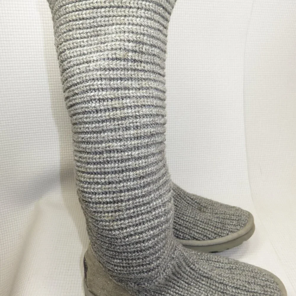 UGG Classic Cardy 5819 Knit Boots Gray Women's Size 7 - Picture 3 of 13